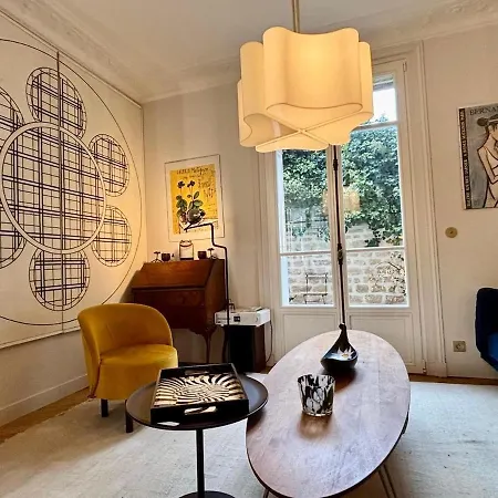 Appartamento Bel Meublé Art Déco 2 Terrasses Parigi