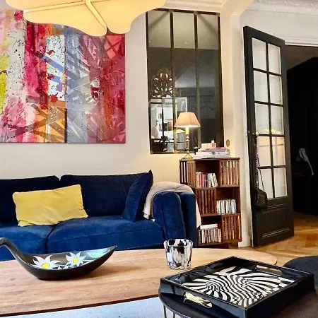 Bel Meublé Art Déco 2 Terrasses *