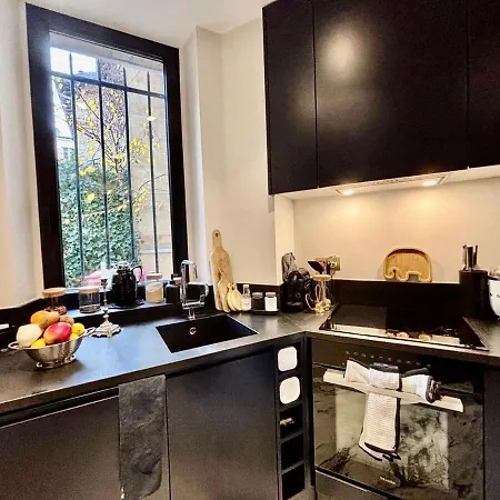 Appartamento Bel Meublé Art Déco 2 Terrasses Parigi
