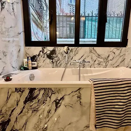 Bel Meublé Art Déco 2 Terrasses Parigi