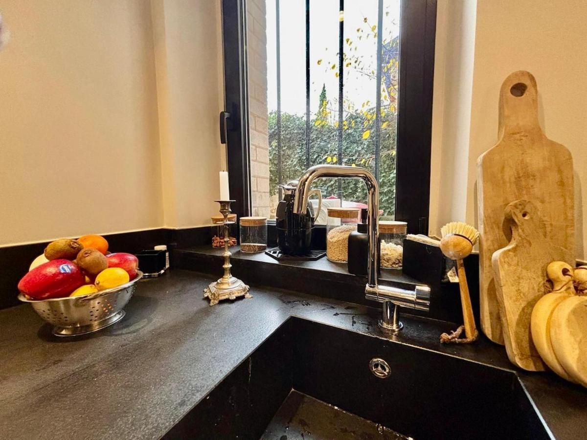 Appartamento Bel Meublé Art Déco 2 Terrasses Parigi